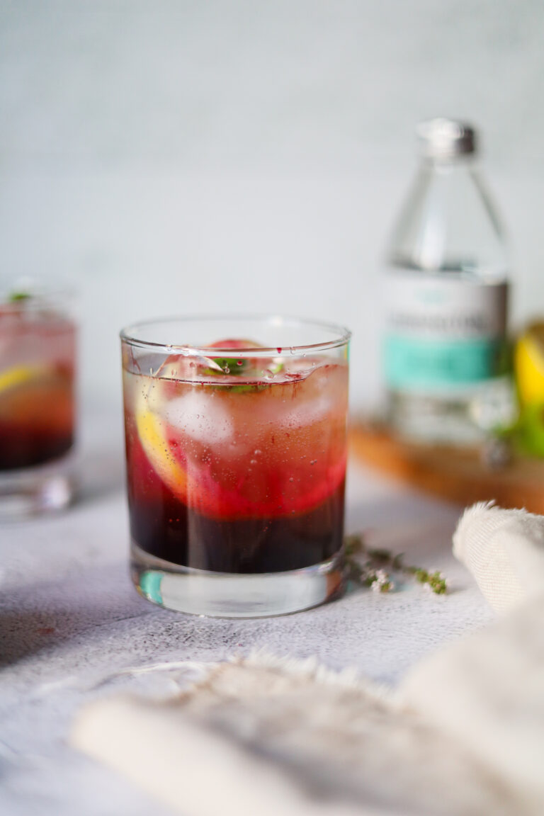 Mocktail aux bleuets x Harrington eau pétillante