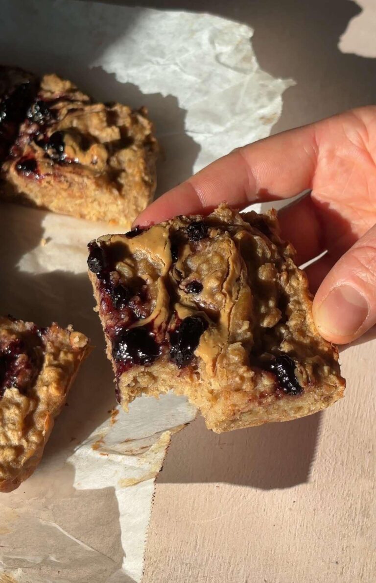 Barres déjeuner au beurre d’arachide et à la confiture