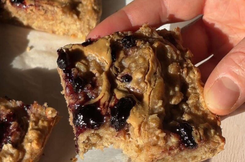 Barres déjeuner au beurre d’arachide et à la confiture