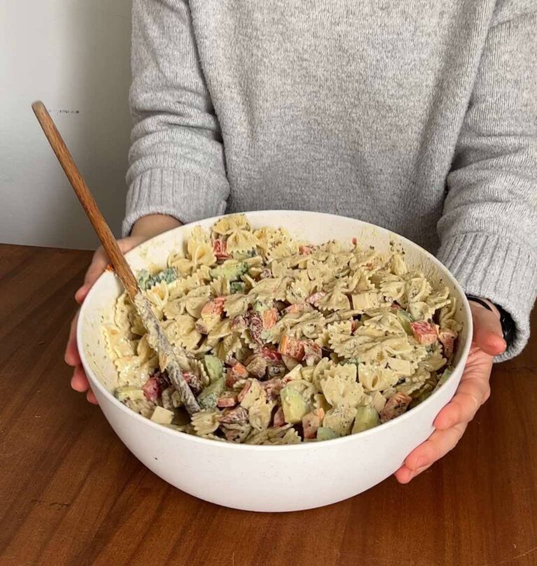 Salade de pâtes crémeuse au pesto